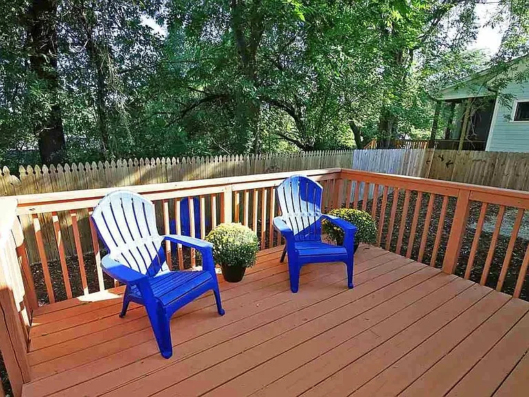 605 Primitive St — Photo 19