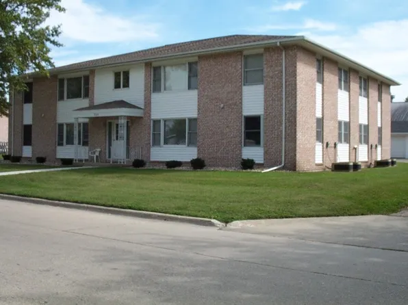 Ambassador East, 711 12th Ave N APT 6, Clear Lake, IA 50428
