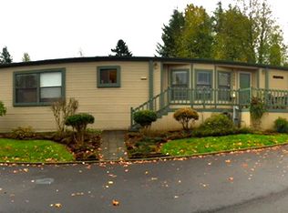 15005 S Blue Vista Dr, Oregon City, OR 97045