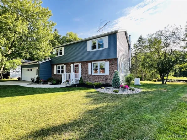 73 Eaglebrook Dr, Buffalo, NY 14224