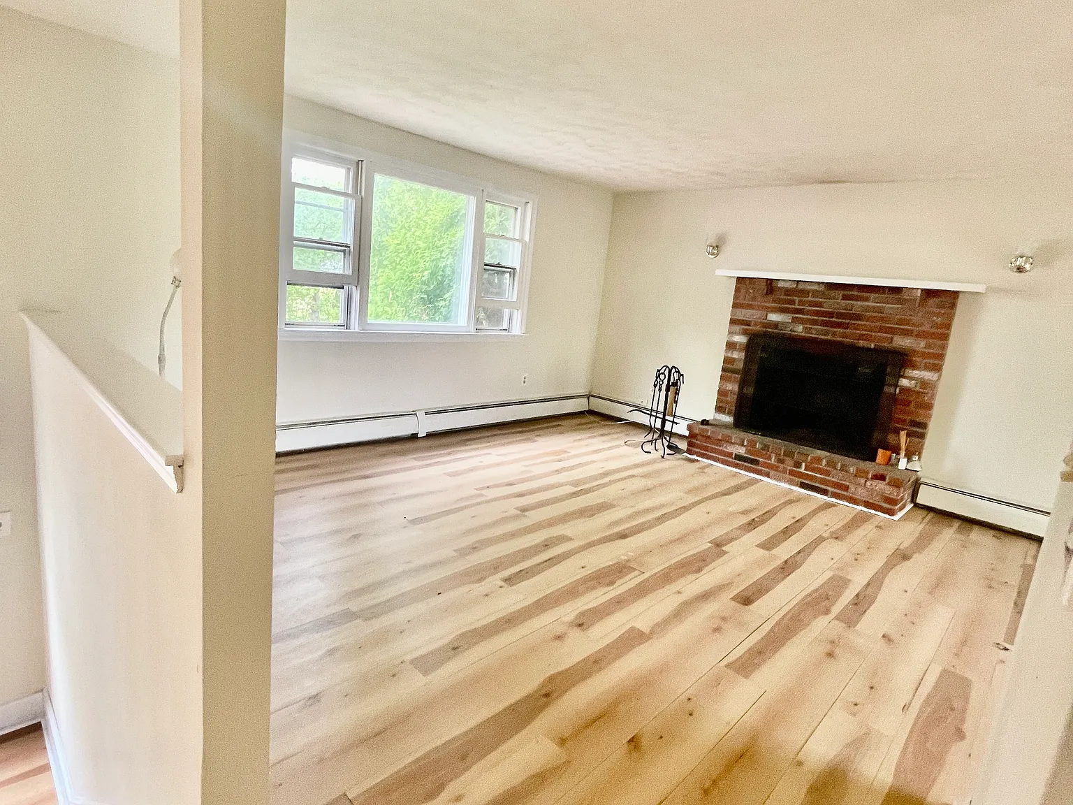 1069 Green End Ave — Photo 4