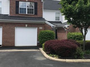 4929 Nordley Vlg, Westerville, OH 43081