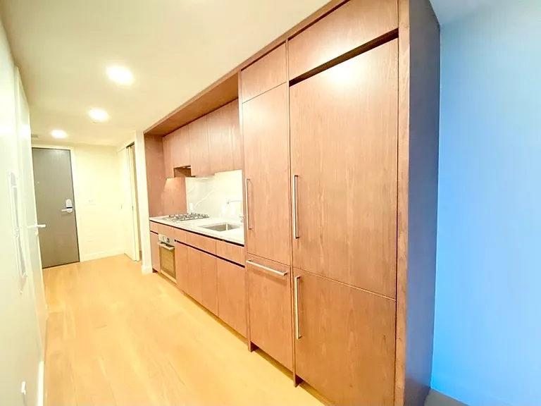 121 Stewart St #506 — Photo 3