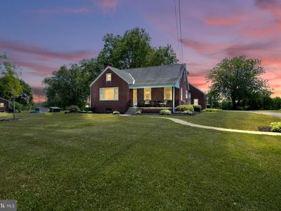 1944 Hoffmansville Rd, Frederick, PA, 19435