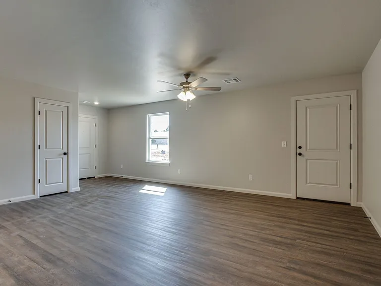 317 Dooley Creek Ln — Photo 10