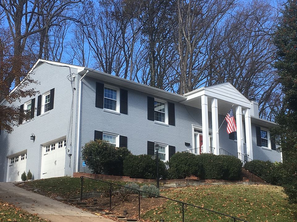 2nd image of 1538 Forest Villa Ln