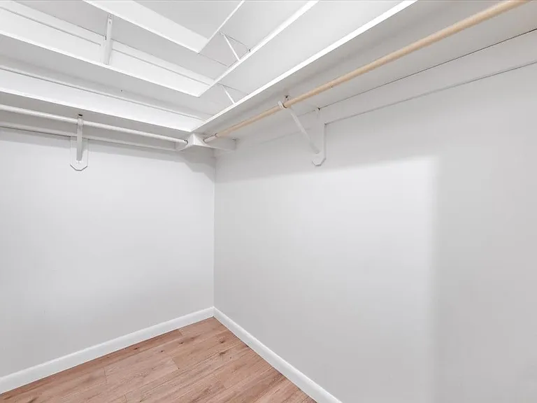 50 E Hartsdale Ave #1W — Photo 21