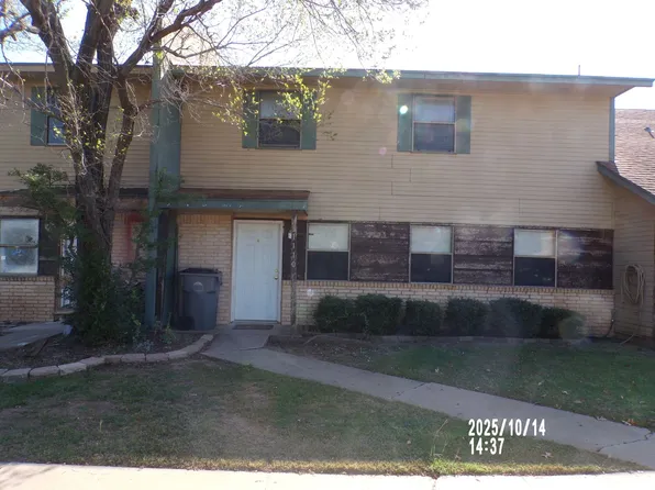 1110 NW 52nd Cir, Lawton, OK 73505