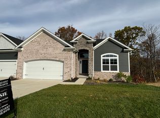 104 Hickory Grove Ct, Georgetown, KY 40324