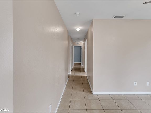 2nd image of 641 Glenquist Ave S