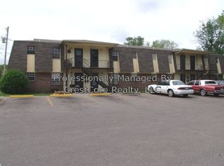 245 Greenway St APT 17, Dyersburg, TN 38024