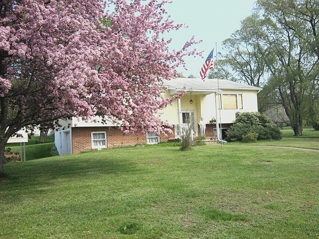1st image of 50 Charlie Ln