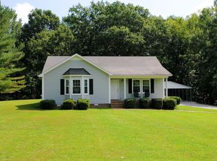 1009 Pin Oak Dr, Pleasant View, TN 37146