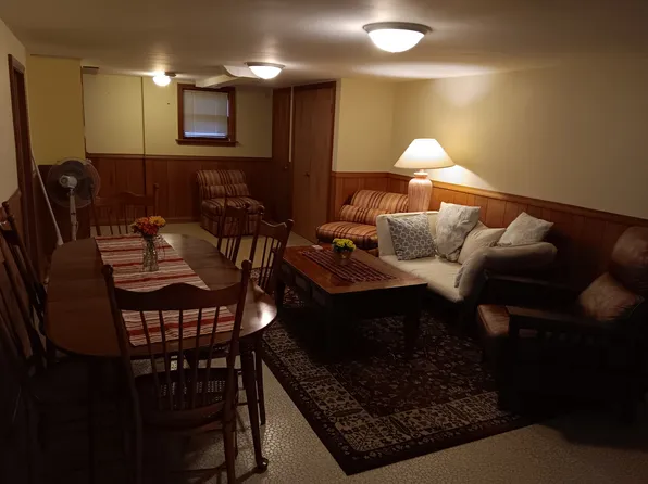 604 W Pleasant Ln #A, Lombard, IL 60148