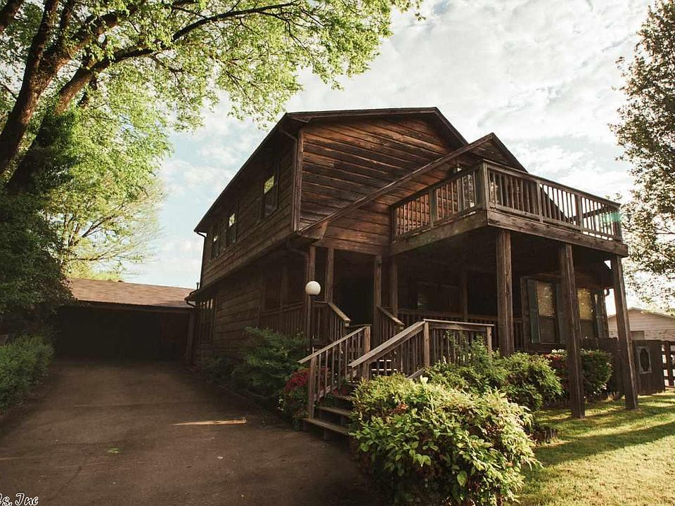 1st image of 605 Greenhill Road