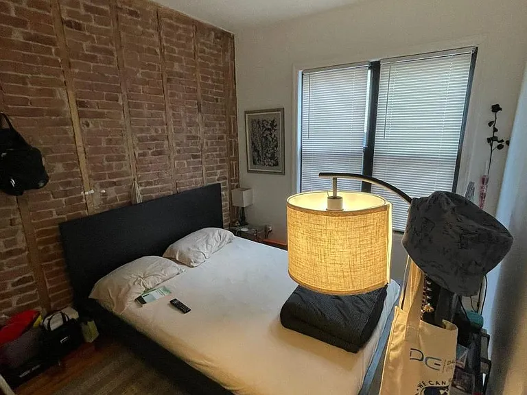 137 De Kalb Ave #1 — Photo 16