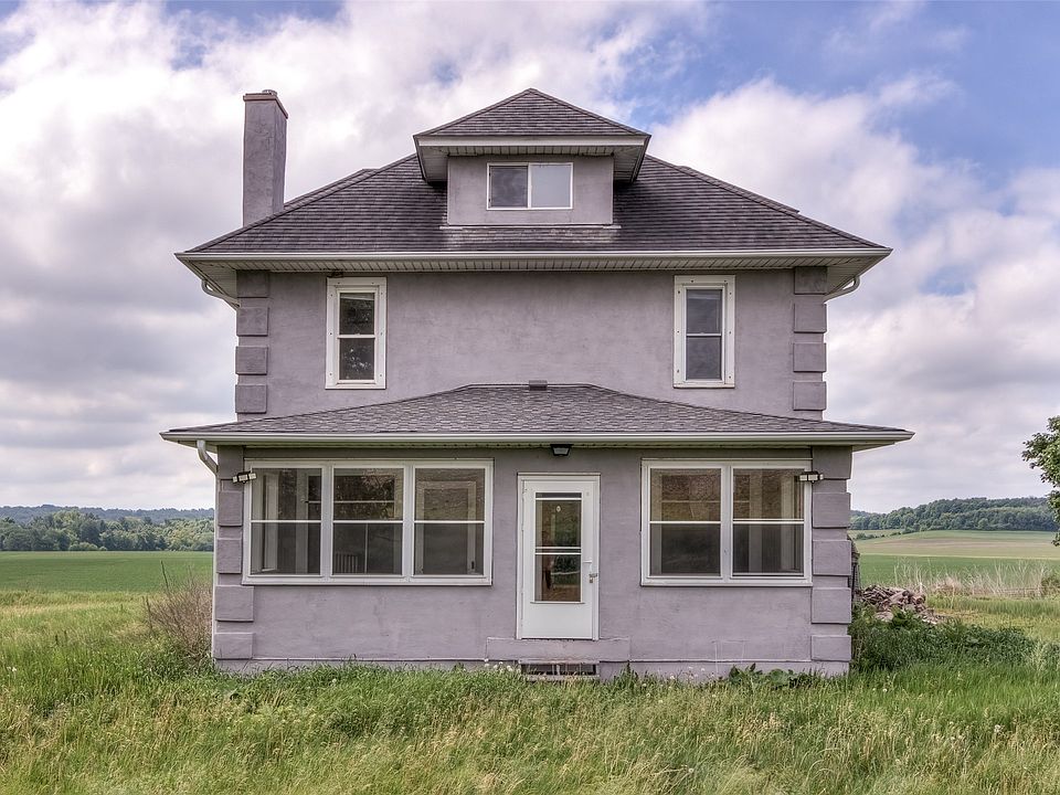 1st image of E3741 310th Avenue