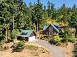 425 Westcott Dr, Friday Harbor, WA 98250