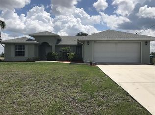 3803 W Gator Cir, Cape Coral, FL 33909
