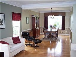 5th image of 321 Hamilton Dr