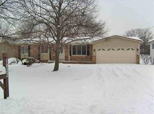 1022 Lask Dr, Flint, MI 48532