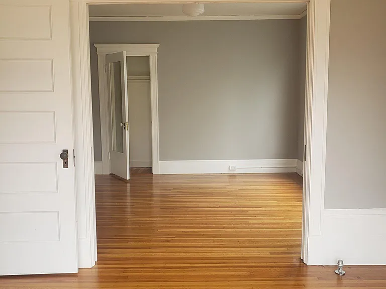 251 Ashbury St #12 — Photo 4
