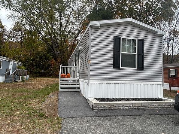 25 Carpenter Ln LOT 3