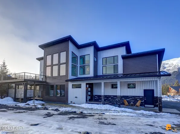 242 Tanner Cir, Girdwood, AK 99587