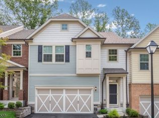3 Brompton Pl #1604, Randolph, NJ 07869