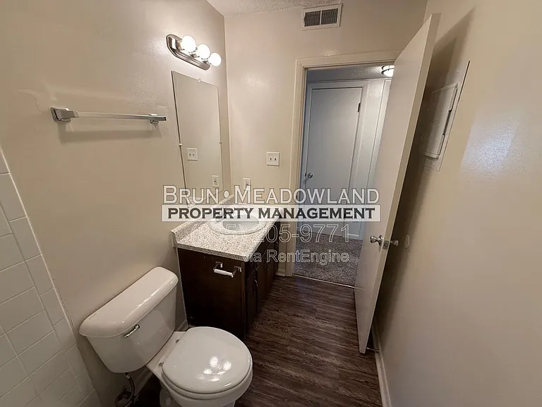 128 Lynnwood Dr #10 — Photo 14