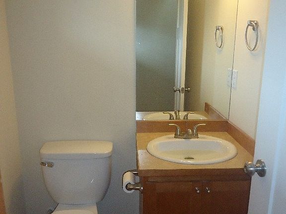 2nd image of 10033 2nd Pl NE