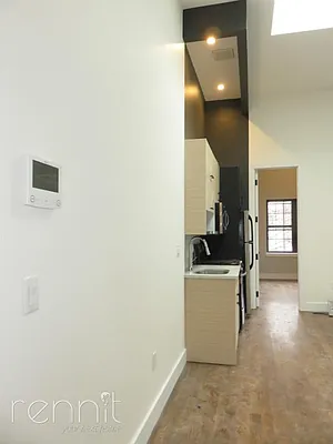 Rented by Rennit Inc. | media 55