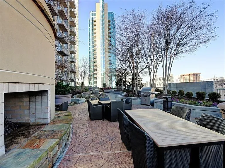 855 W Peachtree St NE #2413 — Photo 31