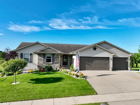 1128 Crestline Dr, Milton, WI 53563