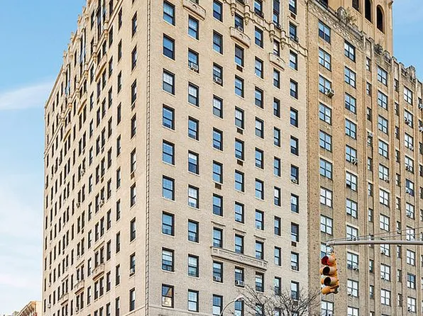 170 2nd Ave #10E, New York, NY 10003