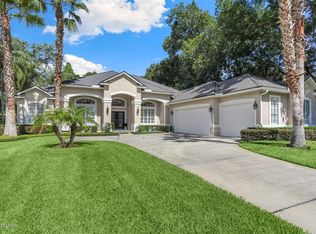 1652 Norton Hill Dr, Jacksonville, FL 32225