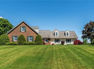 67 Kaufman Rd, Gibsonia, PA 15044
