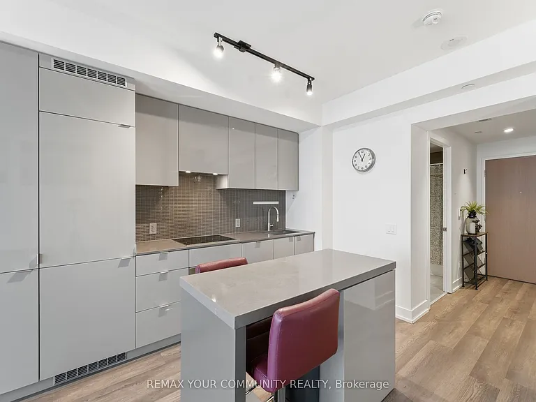 7 N Grenville St #4607 — Photo 8