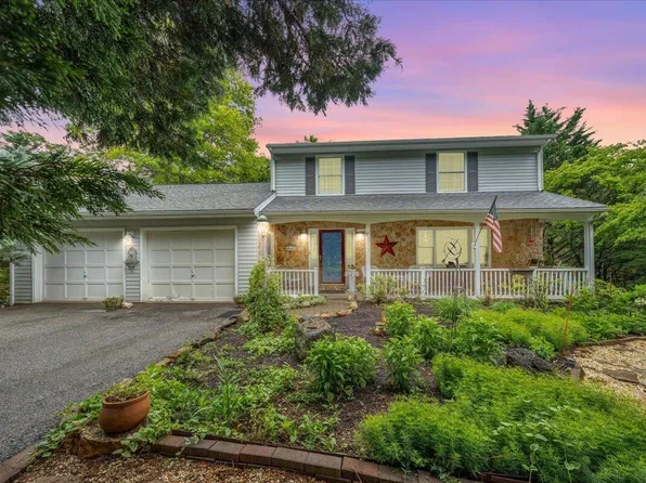 6553 Pencheck Cir, Roanoke, VA 24018