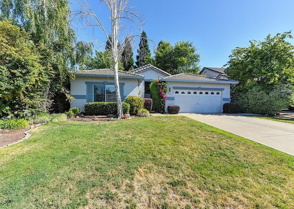 1st image of 2315 Holly Ct