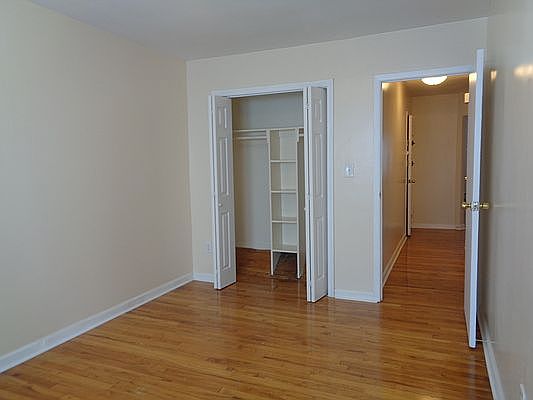 4th image of 224-19 Braddock Ave #2F