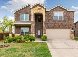 8705 Whirlwind Trl, Aubrey, TX 76227