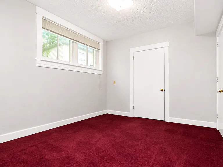 1355 S 3rd St — Photo 7