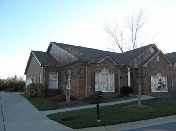 4470 Orchard Knob Ln, High Point, NC 27265