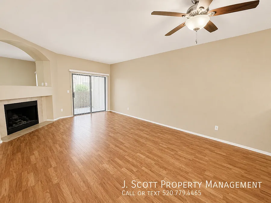 930 N Mesa Dr — Photo 4