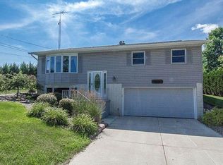 3422 Cth Cres, Manitowoc, WI 54220