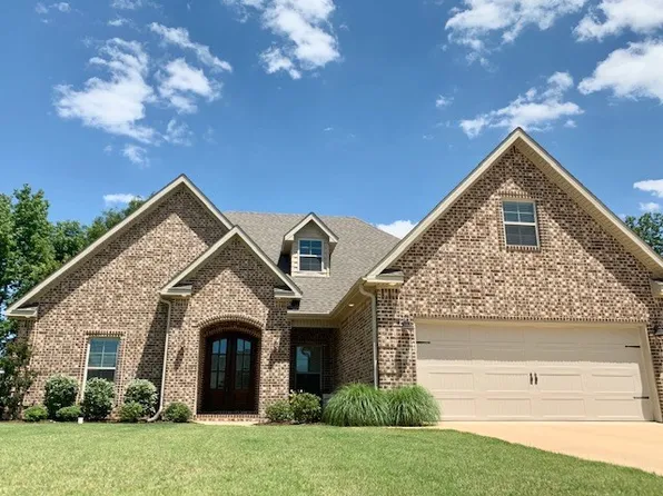 832 Oriole Ct, Jonesboro, AR 72401