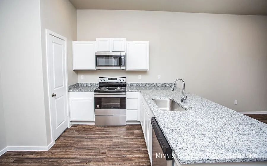 2108 Kokomo Ave #B — Photo 4