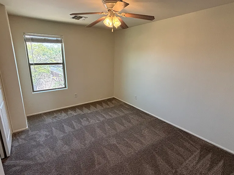 624 W Mesquite Tree Ln — Photo 16