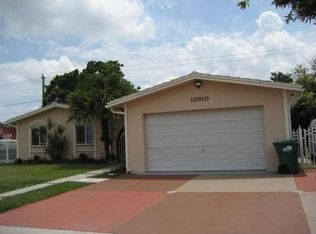 13910 SW 71st Ln, Miami, FL 33183